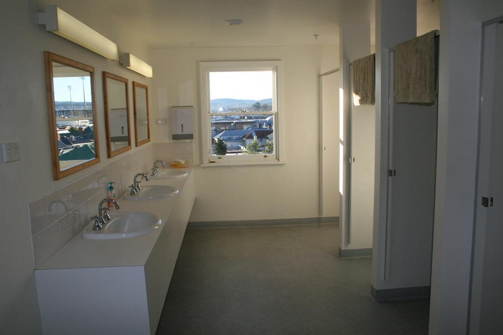 Arthouse Hostel Launceston Rum bild