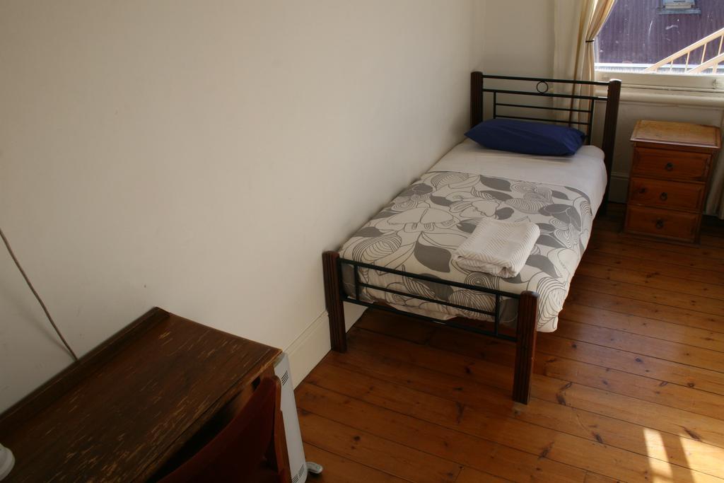 Arthouse Hostel Launceston Rum bild